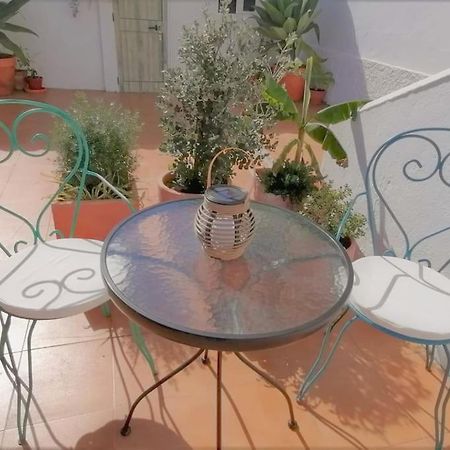 Cozy Apartment With Private Courtyard Barcarena Kültér fotó