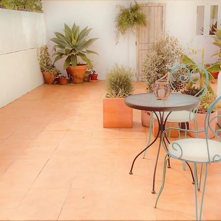 Cozy Apartment With Private Courtyard Barcarena Kültér fotó