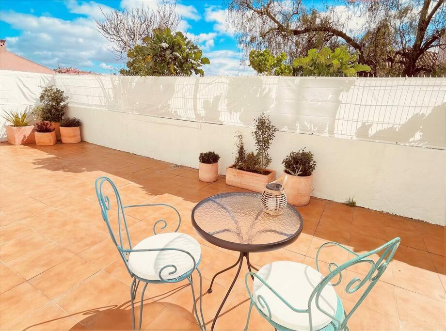 Cozy Apartment With Private Courtyard Barcarena Kültér fotó
