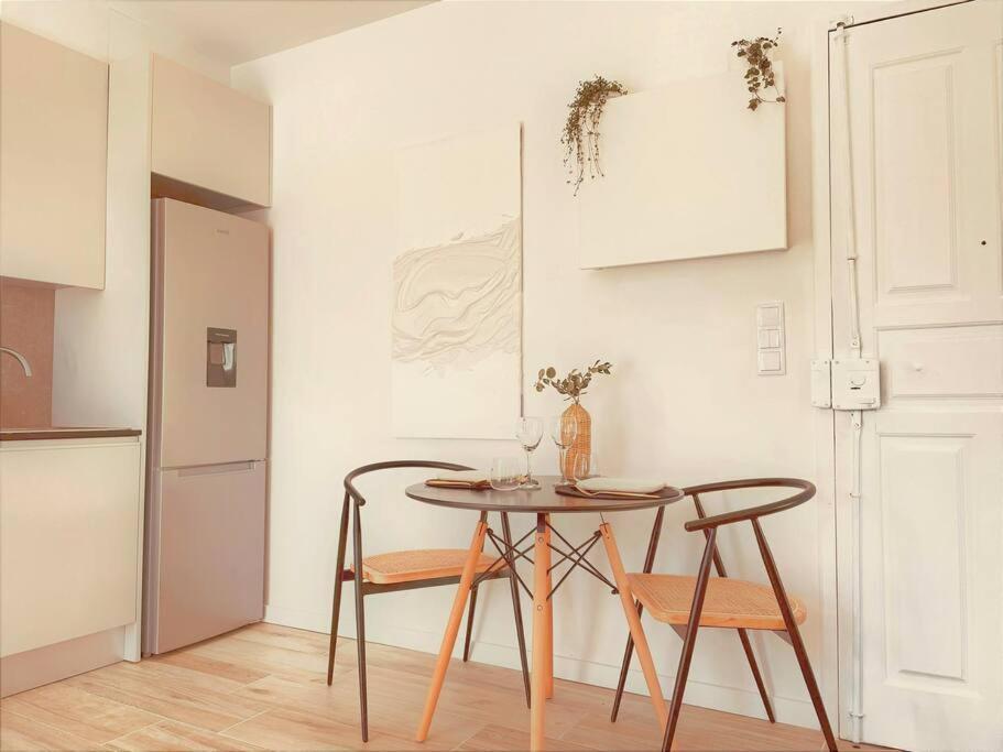 Cozy Apartment With Private Courtyard Barcarena Kültér fotó