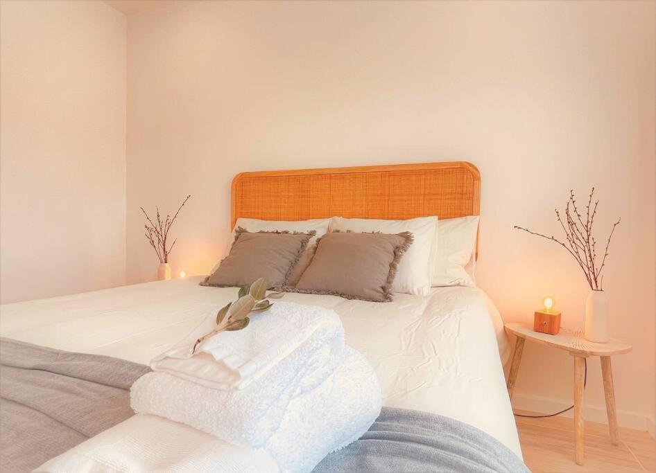 Cozy Apartment With Private Courtyard Barcarena Kültér fotó